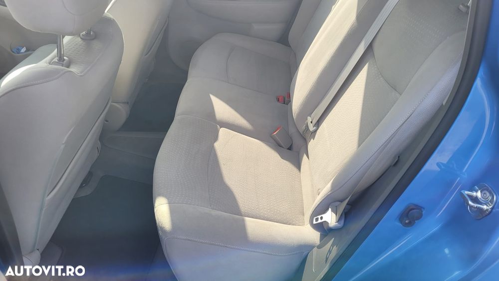 Nissan LEAF - 9