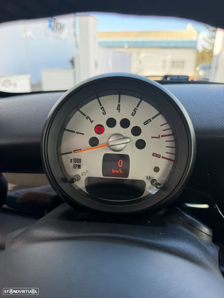 MINI Cabrio Cooper Auto - 48