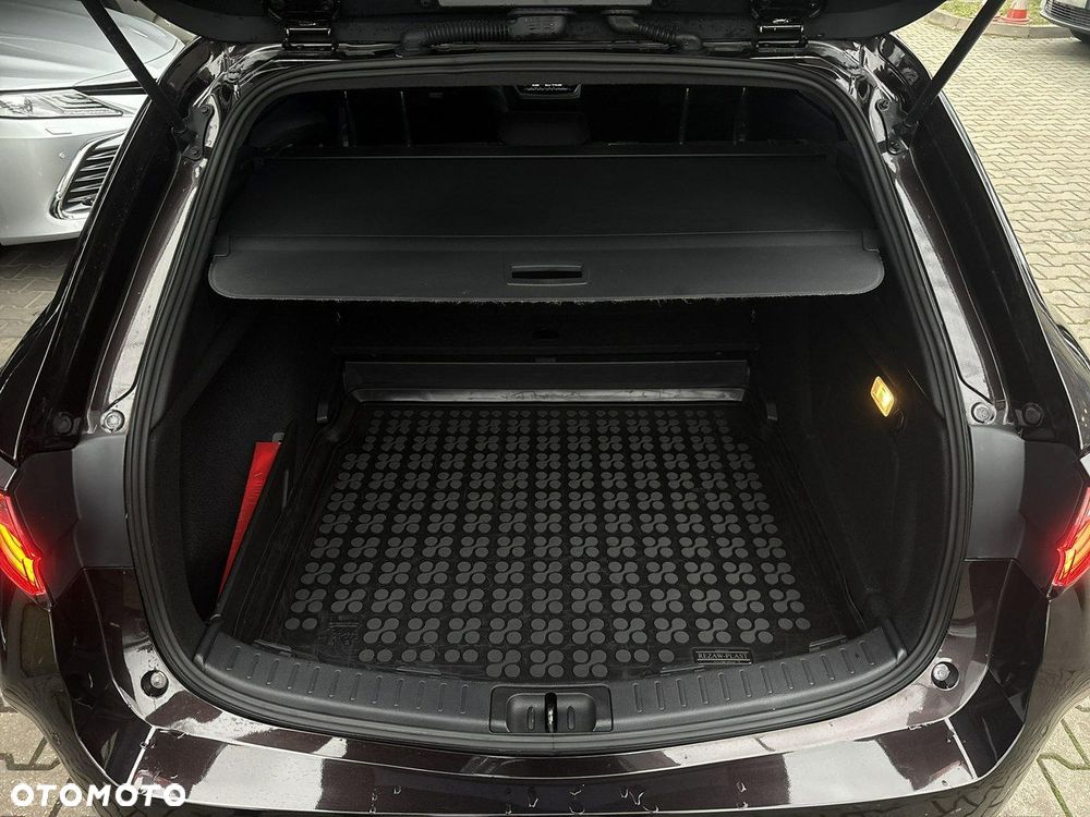 Toyota Corolla 2.0 Hybrid Comfort - 11