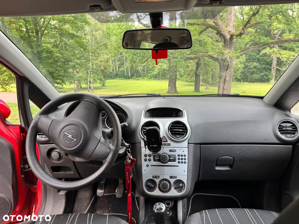 Opel Corsa 1.4 16V Enjoy - 12