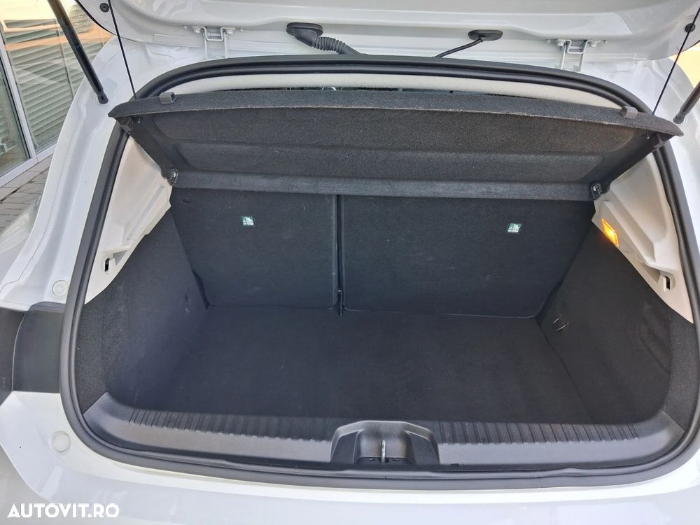 Renault Clio V E-Tech 145 Techno - 9