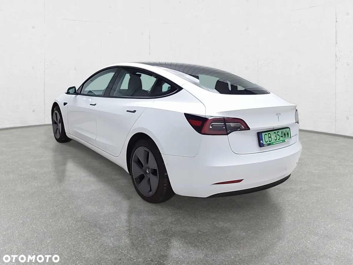 Tesla Model 3 Long Range AWD - 5