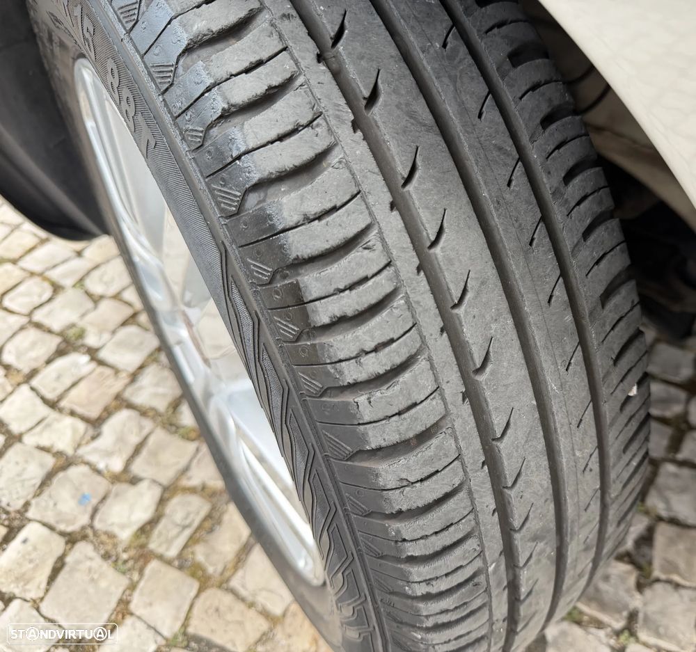 Fiat Punto 1.2 Lounge S&S - 6