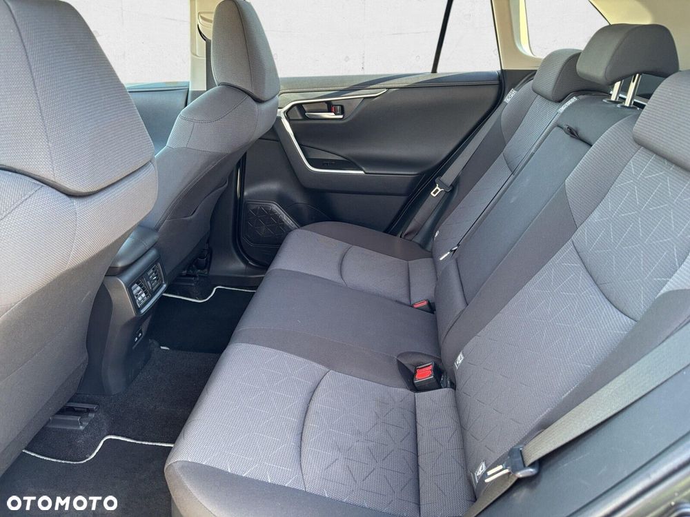 Toyota RAV4 - 23