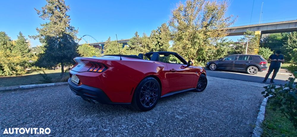 Ford Mustang 5.0 V8 GT - 16