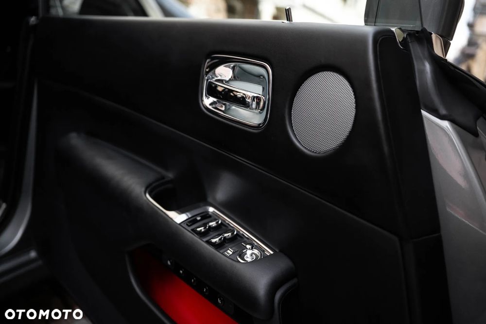 Rolls-Royce Wraith - 39