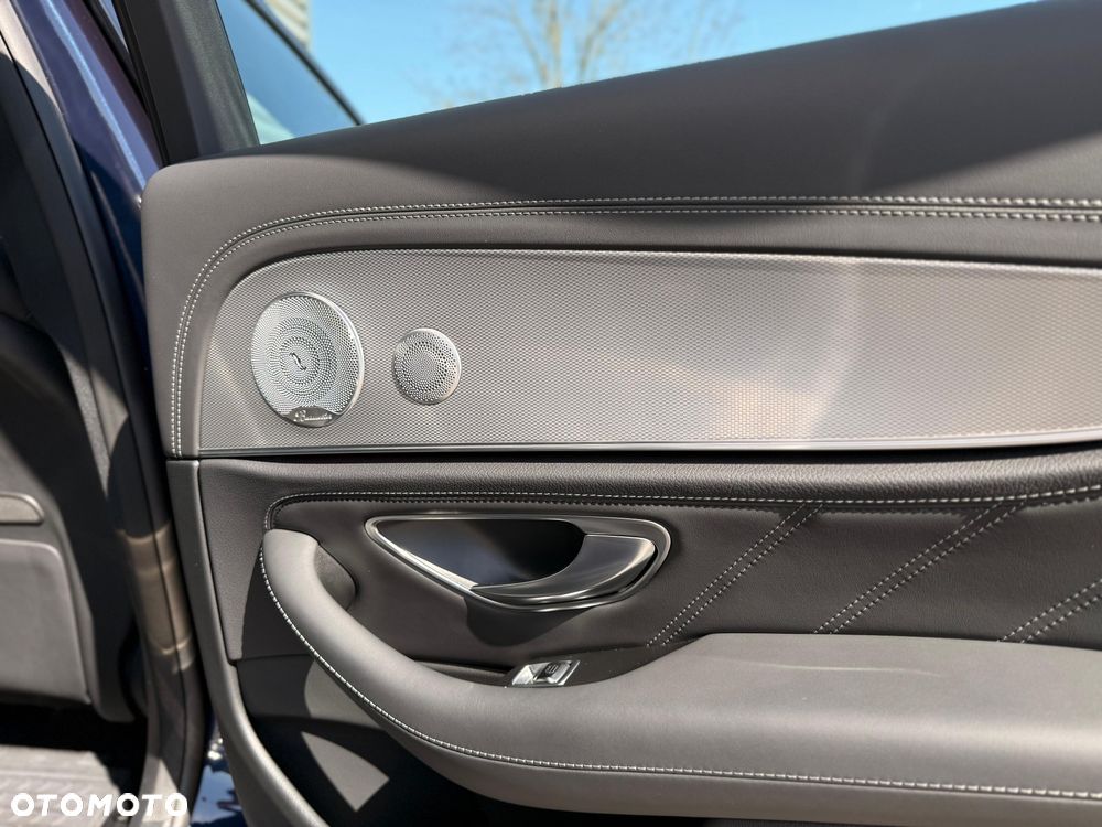 Mercedes-Benz Klasa E AMG 63 S 4Matic+ 9G-TRONIC - 26