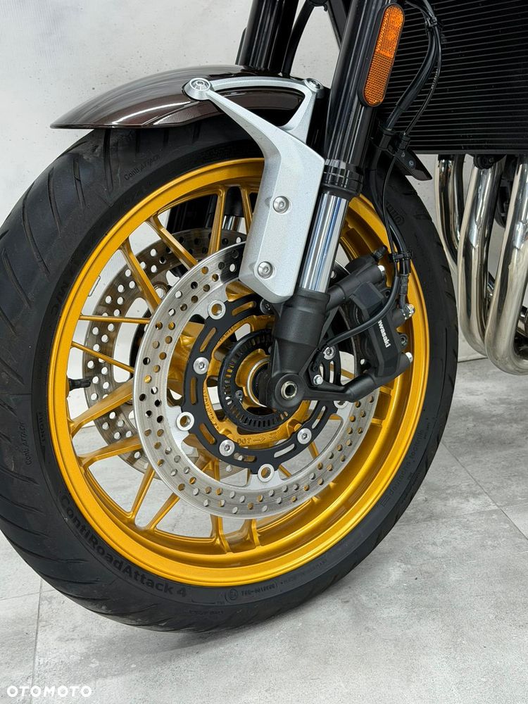 Kawasaki Z 900 RS - 19