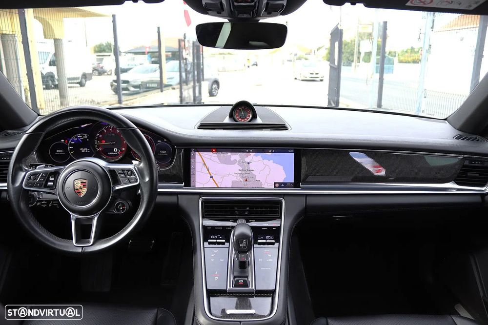 Porsche Panamera Sport Turismo 4 E-Hybrid - 4