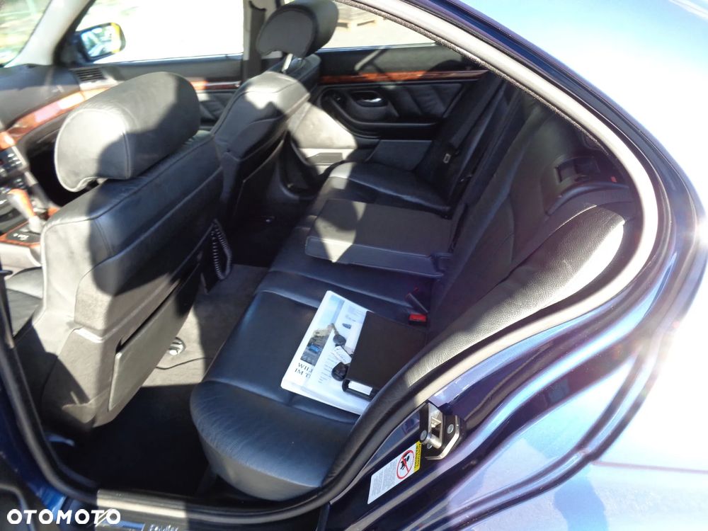 BMW Seria 5 - 29