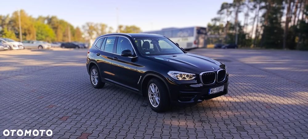 BMW X3 sDrive18d - 36