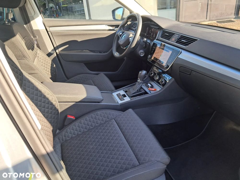 Skoda Superb 2.0 TDI SCR Ambition DSG - 14