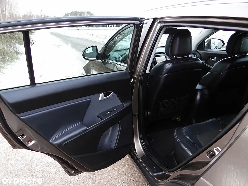 Kia Sportage 2.0 CVVT 2WD Automatik Spirit - 38