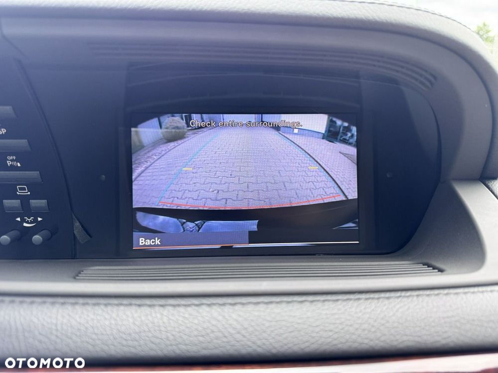 Mercedes-Benz CL 500 4Matic 7G-TRONIC - 39