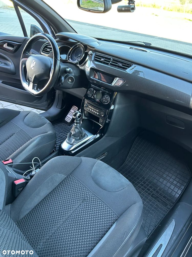 Citroën DS3 1.6 THP SportChic - 22