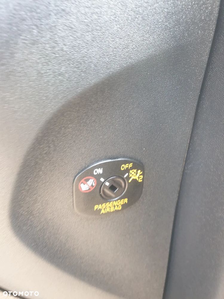 Volvo V40 T3 Drive-E Kinetic - 20