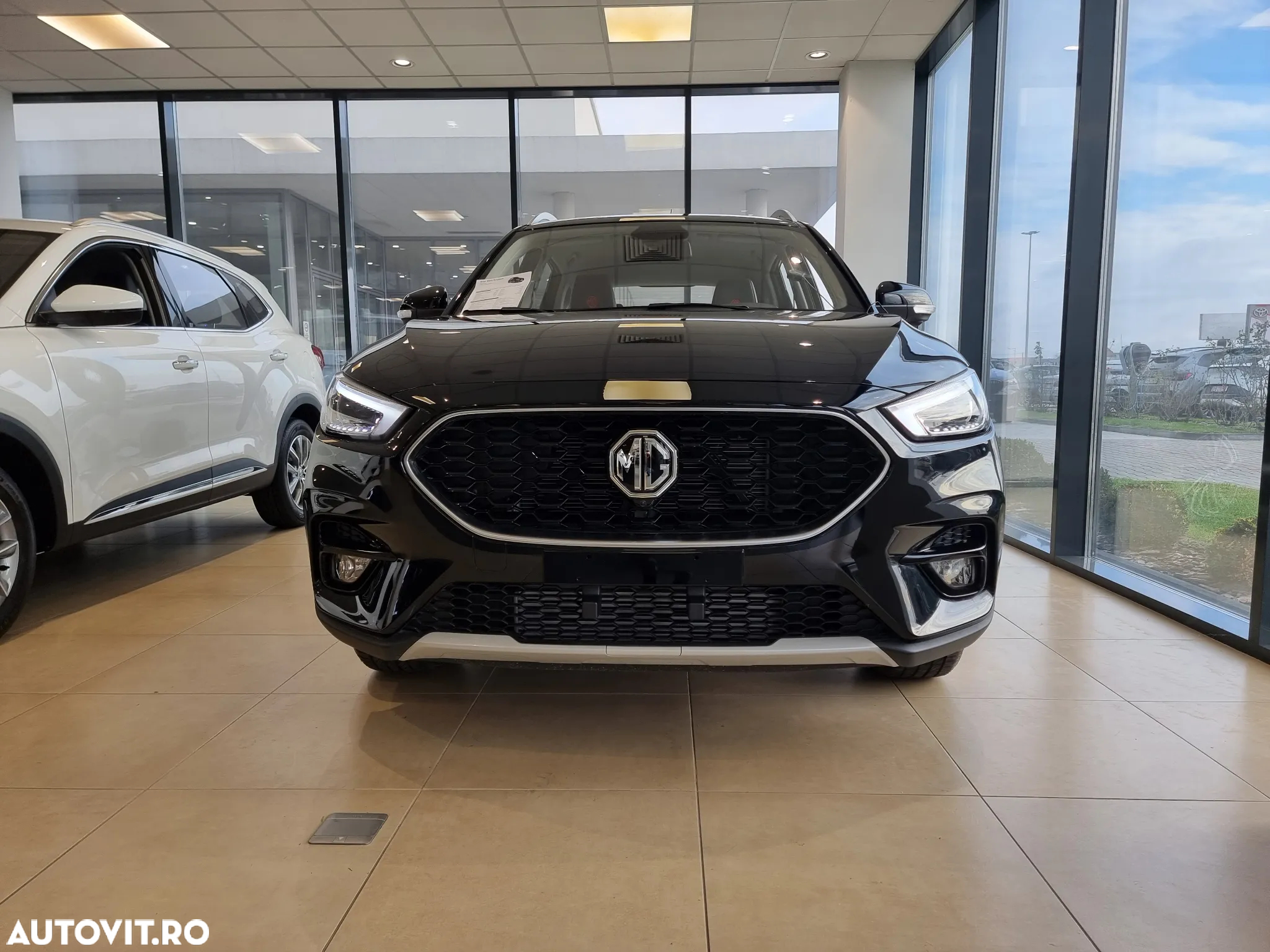 MG ZS - 3