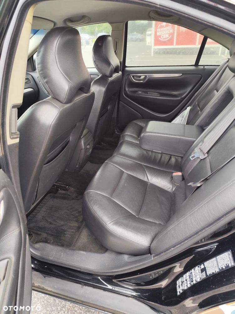 Volvo S60 2.4 D5 - 9