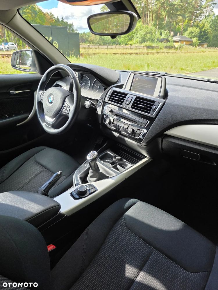 BMW Seria 1 116i - 12