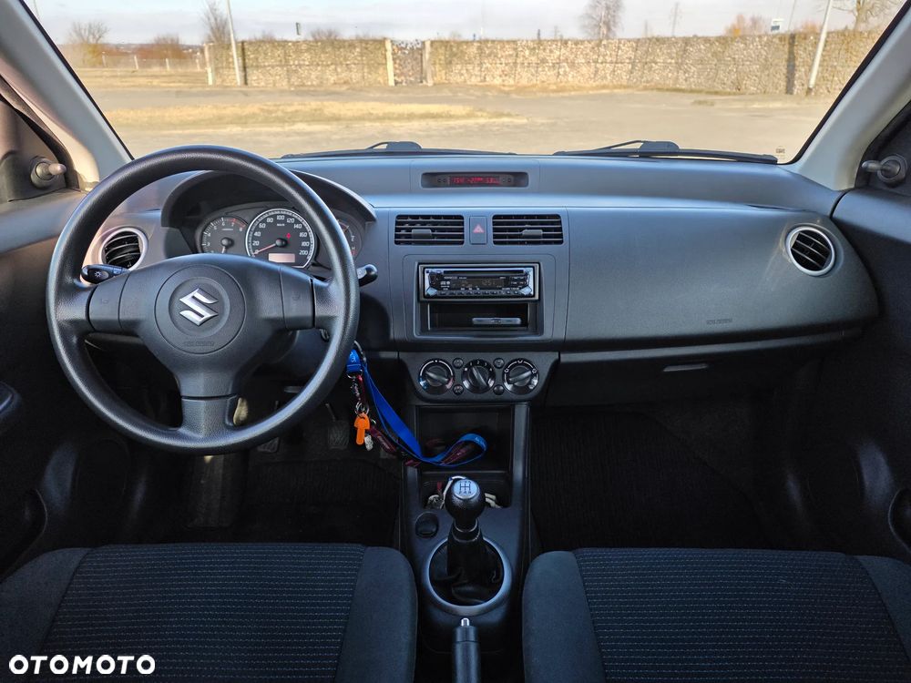 Suzuki Swift 1.3 Comfort - 5