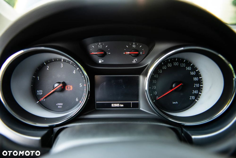 Opel Astra 1.5 D Start/Stop Sports Tourer 2020 - 37