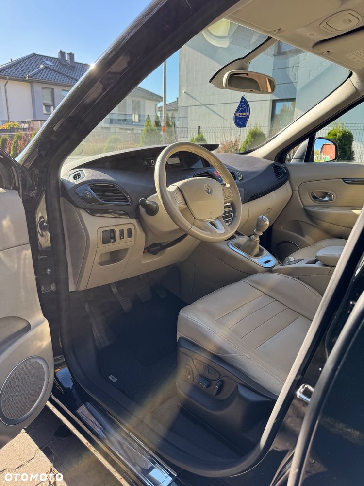 Renault Grand Scenic dCi 130 FAP Luxe - 17