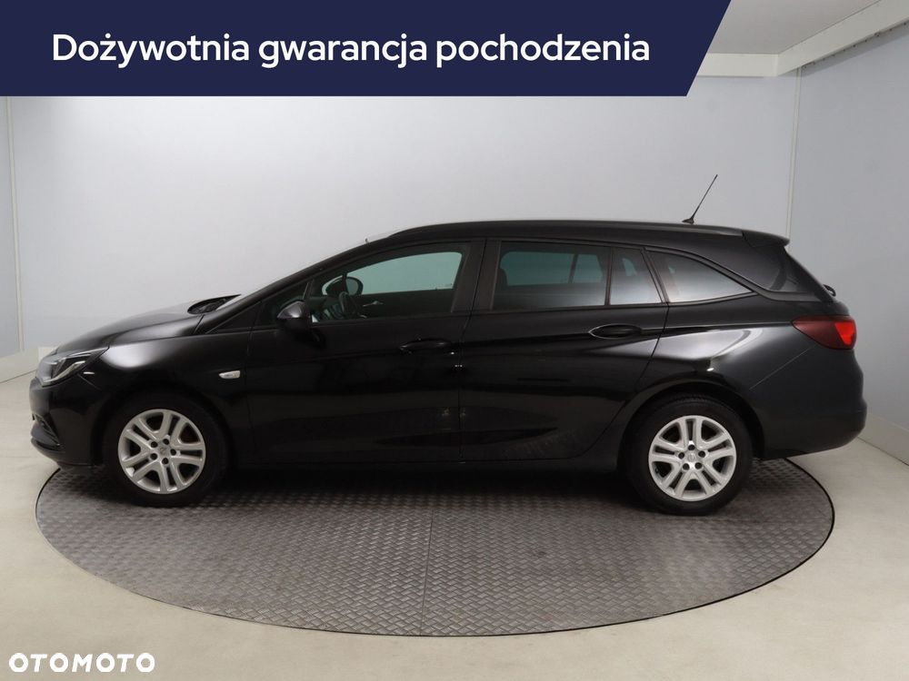 Opel Astra 2018 photo 3