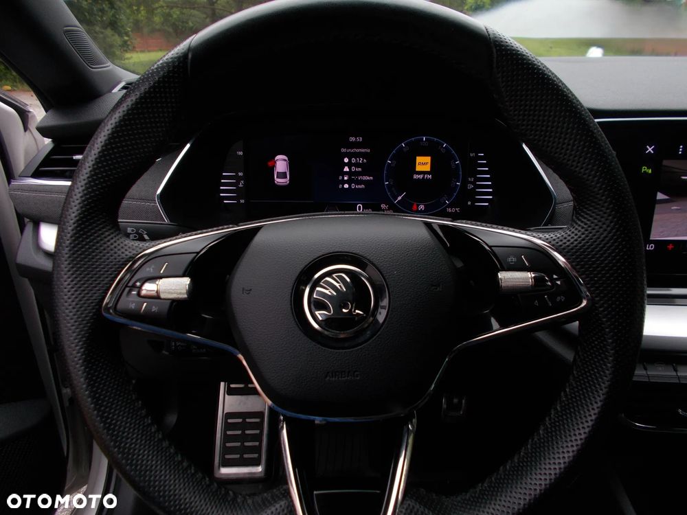 Skoda Octavia 1.5 TSI ACT Sportline - 9