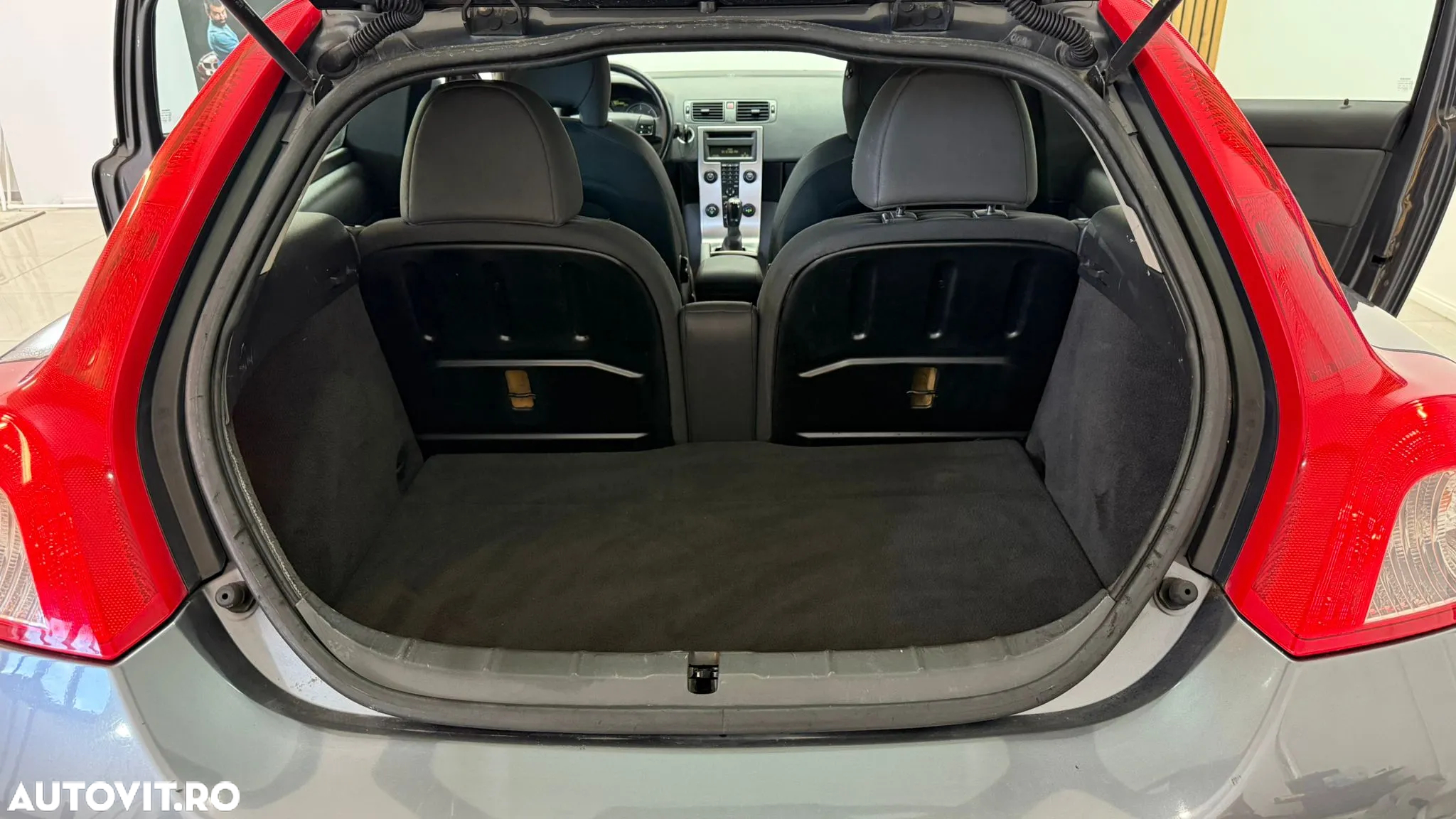 Volvo C30 2.0D Summum - 16