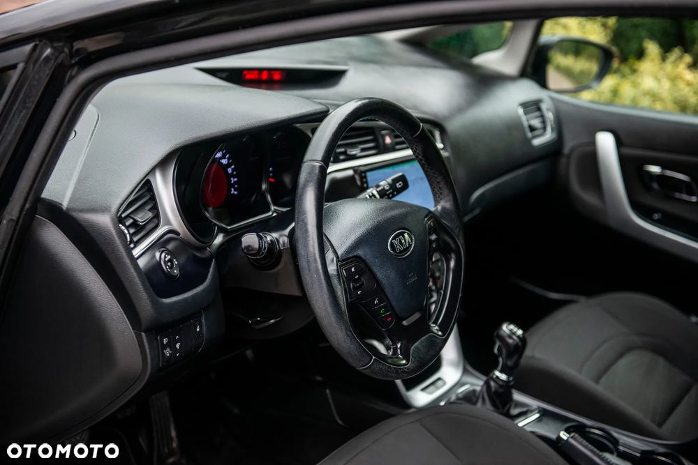 Kia Ceed 1.6 GDI ISG Vision - 20