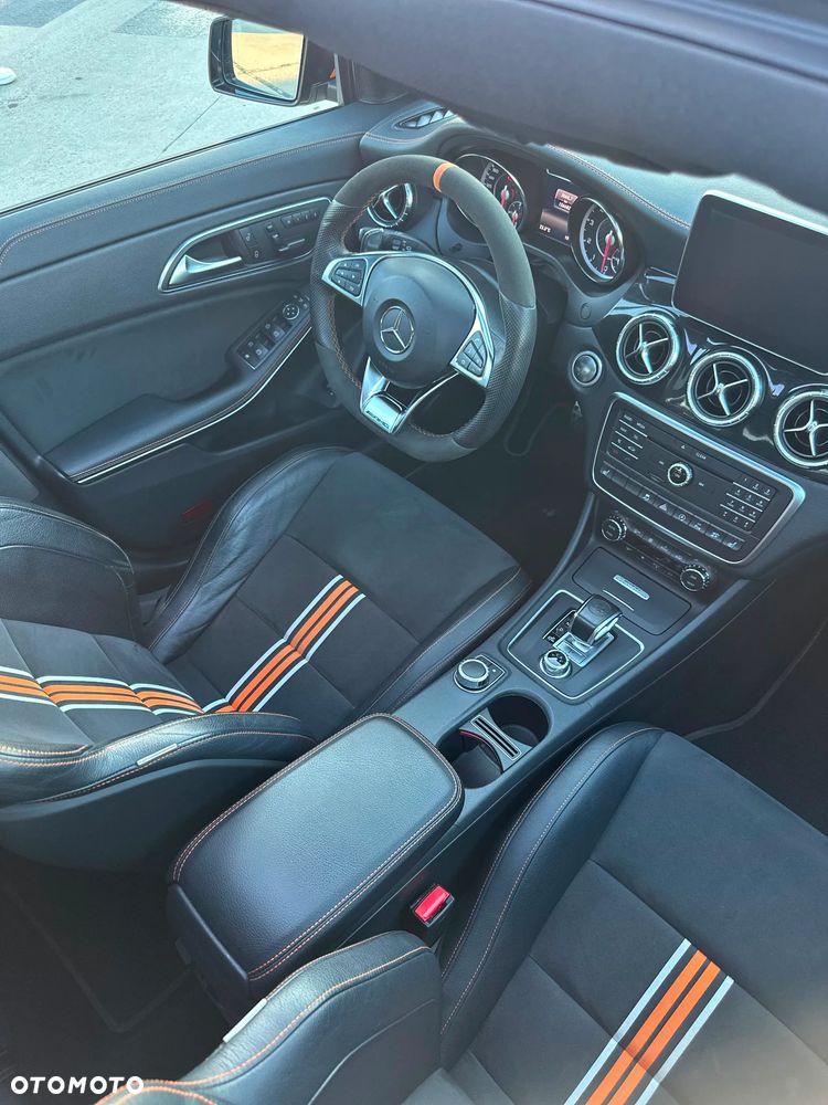 Mercedes-Benz CLA AMG 45 4-Matic - 20