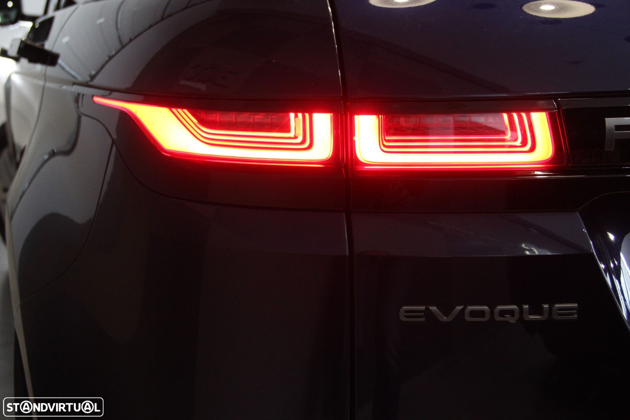 Land Rover Range Rover Evoque 1.5 P160 R-Dynamic SE Auto - 28