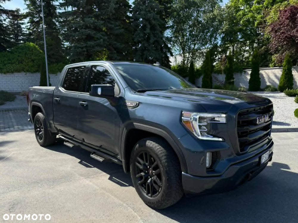 GMC Sierra - 26