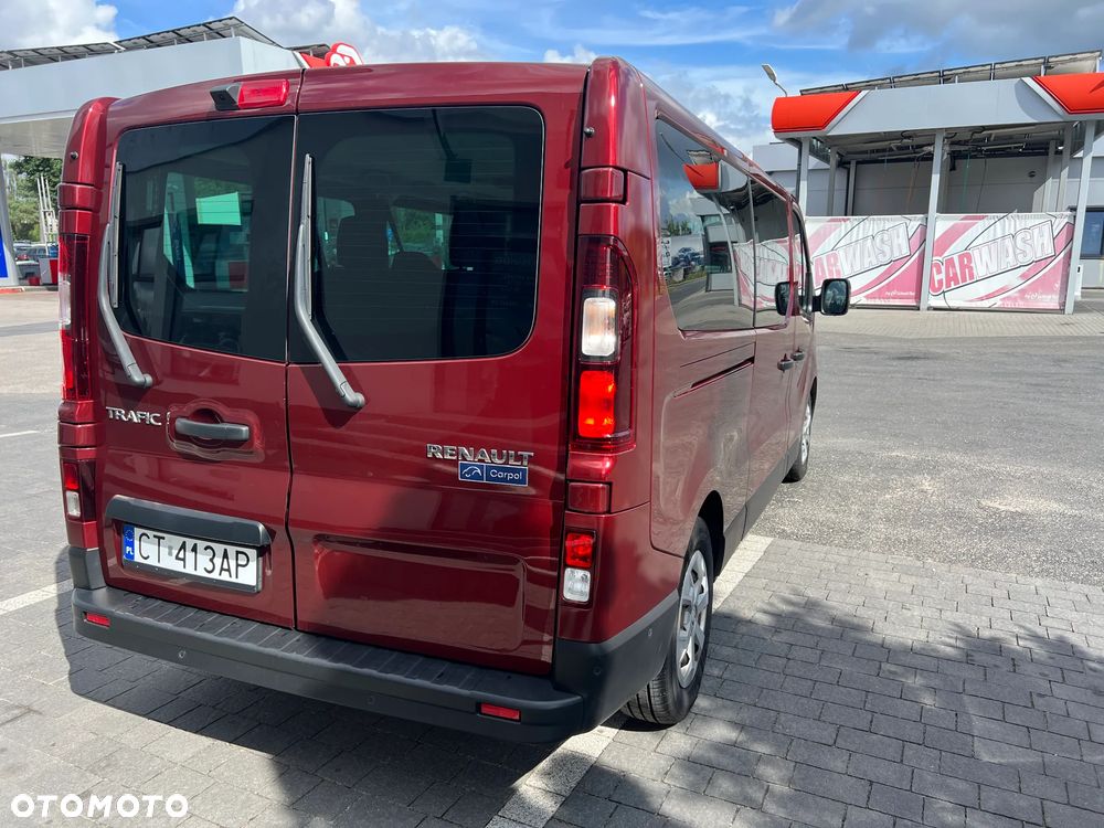 Renault Trafic 2.0 dCi EDC - 4