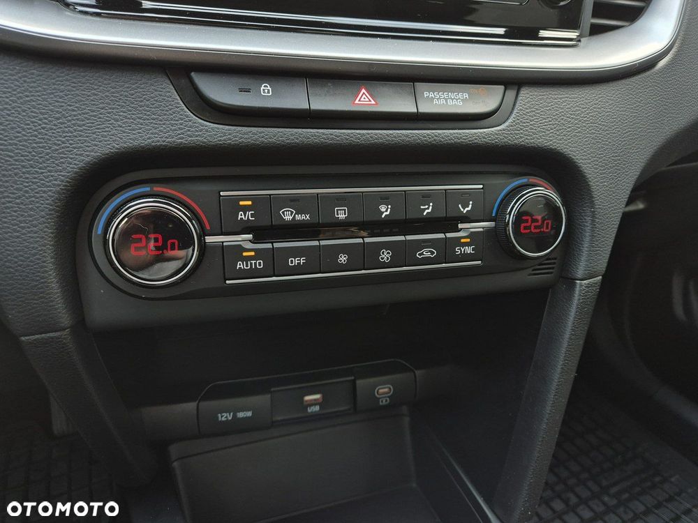 Kia Ceed 1.5 T-GDI M - 28