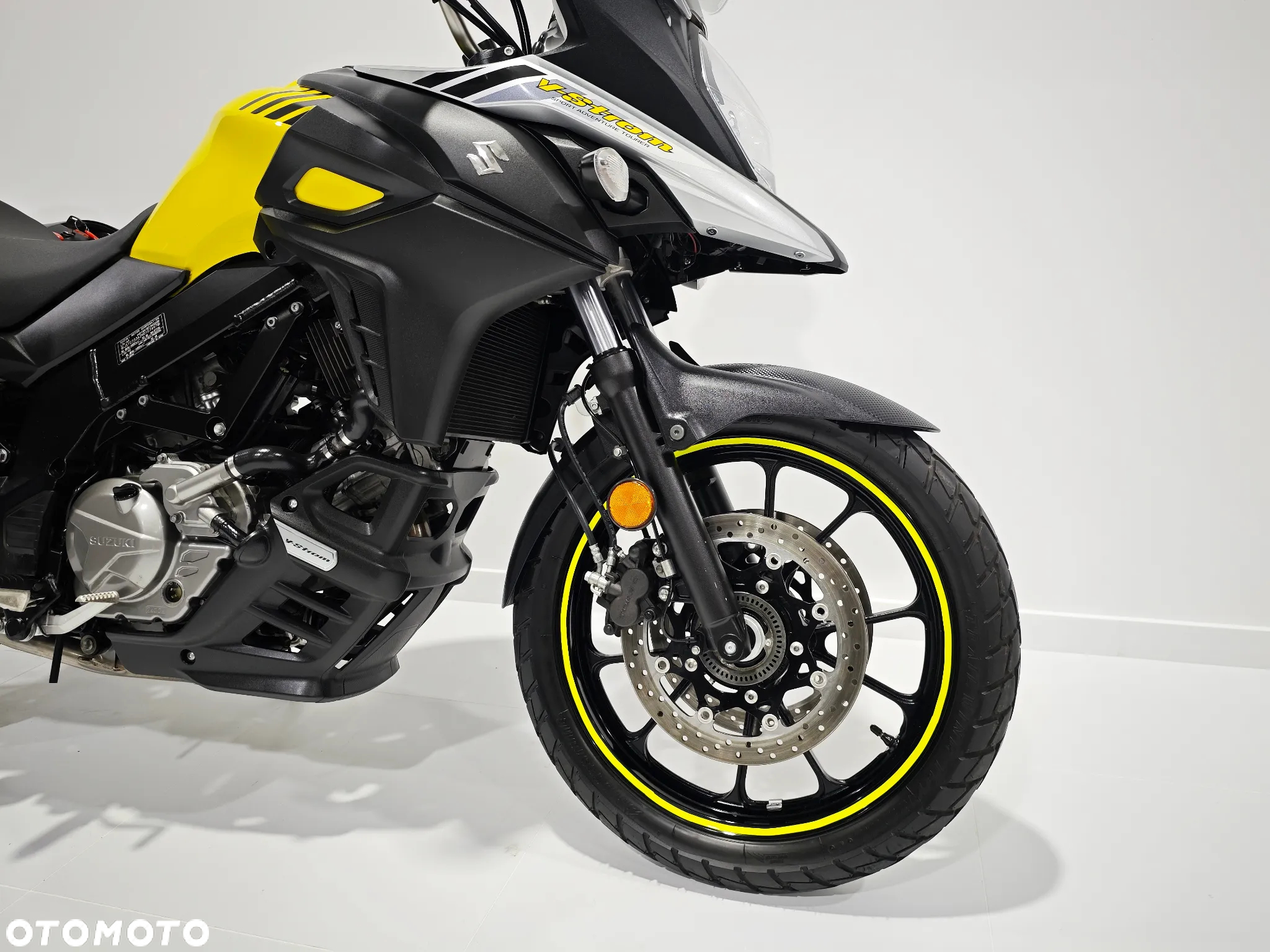 Suzuki V-STROM - 7