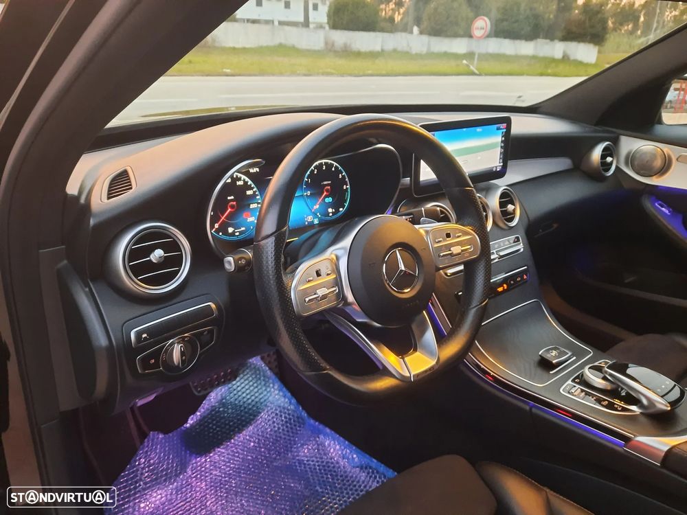 Mercedes-Benz C 300 de AMG Line - 18