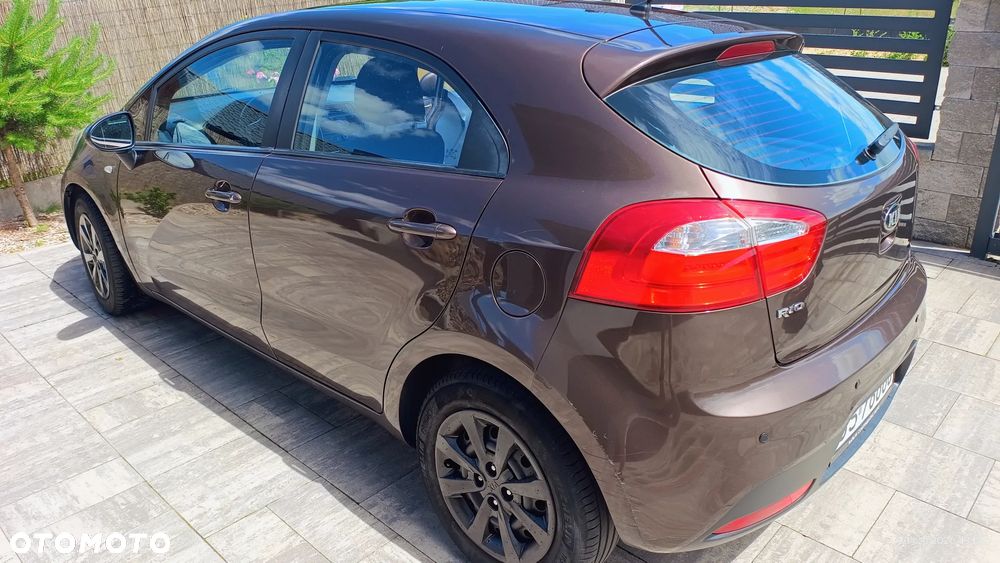 Kia Rio 1.2 M - 2