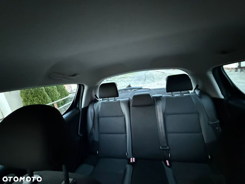 Peugeot 207 - 16