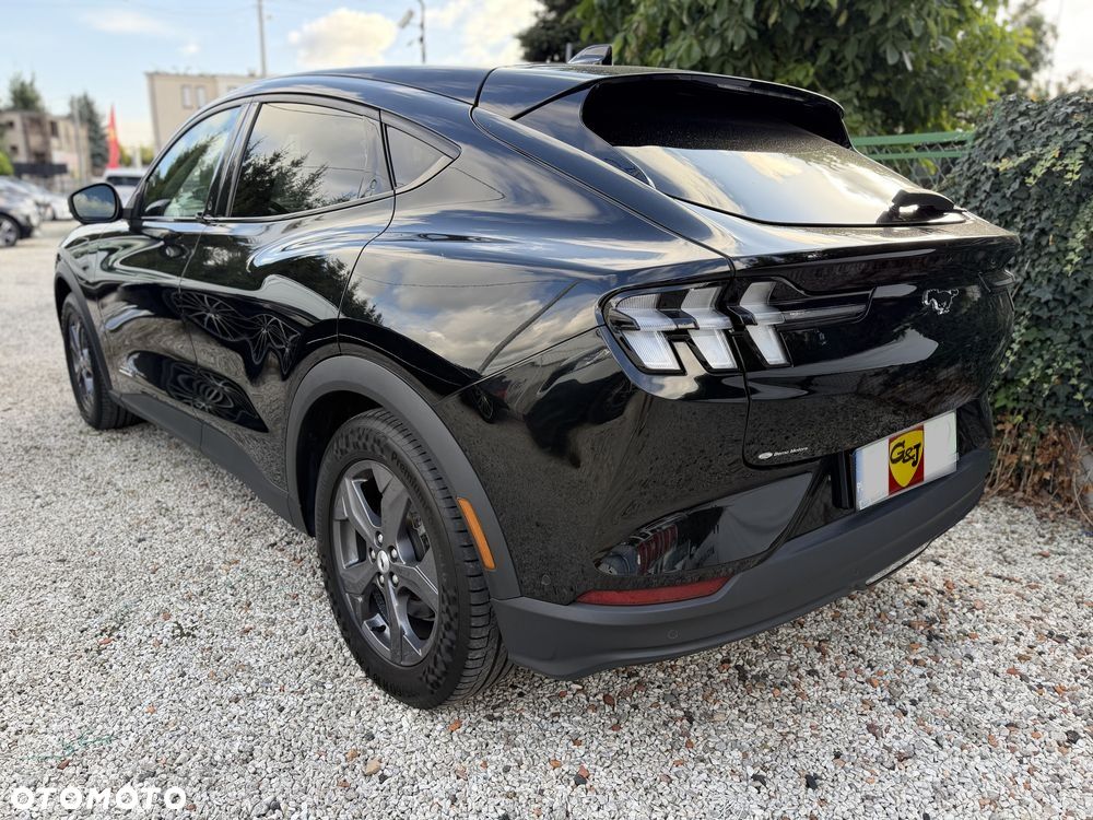 Ford Mustang Mach-E 73 kWh AWD Premium - 5