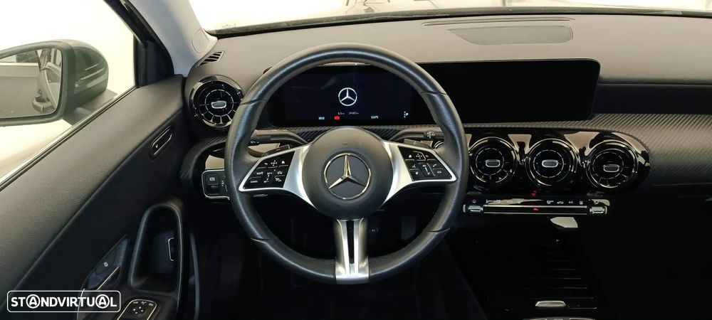 Mercedes-Benz A 250 Limousine e - 19
