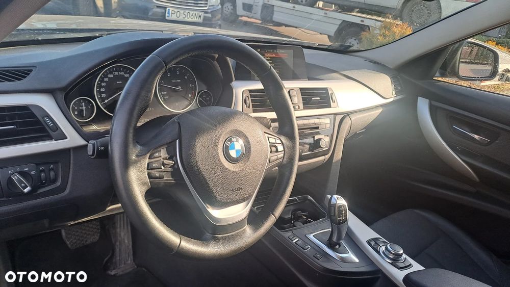 BMW Seria 3 318d Advantage - 11