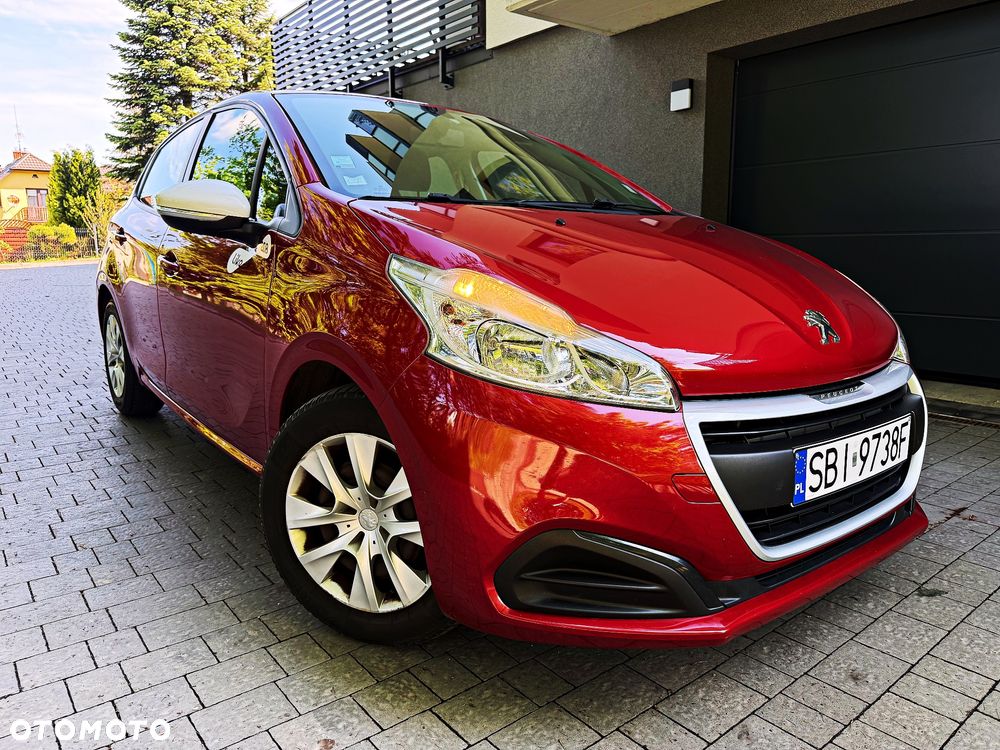 Peugeot 208 PureTech 82 Urban Move - 2