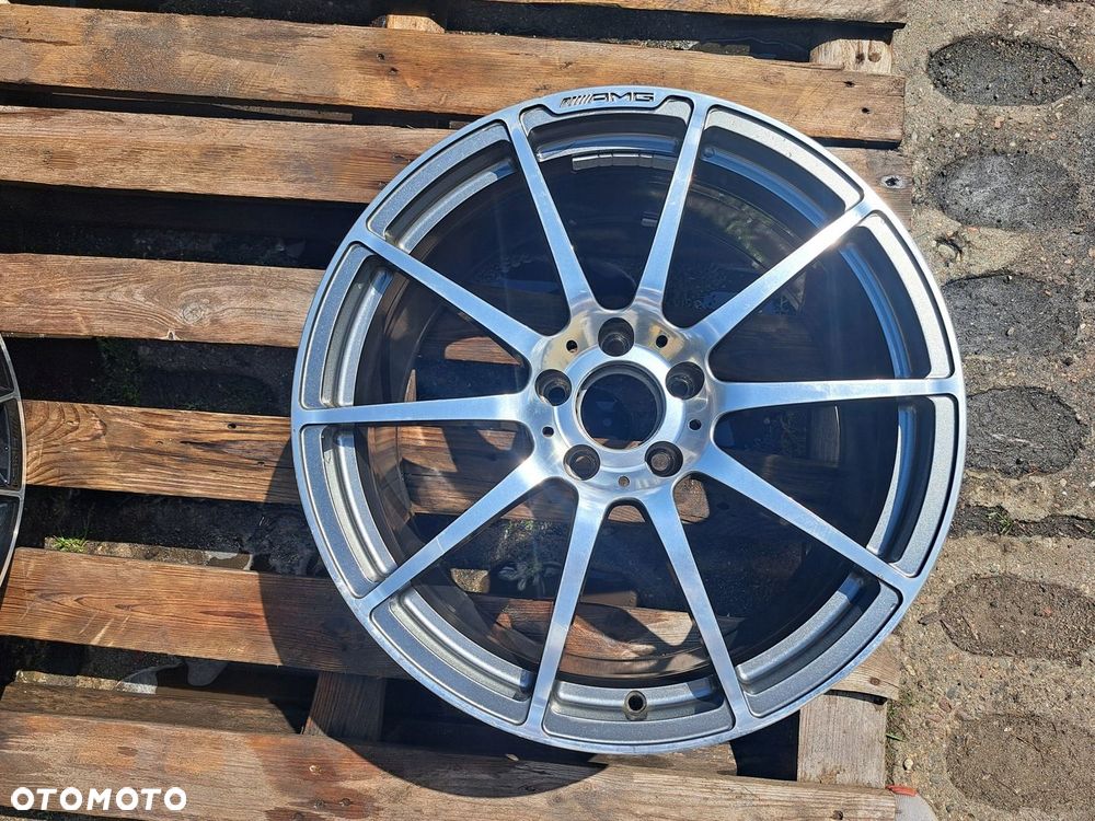 Oryg. Mercedes AMG GT 190 A190 A1904011002 9.5j 19 et60 4716 - 1