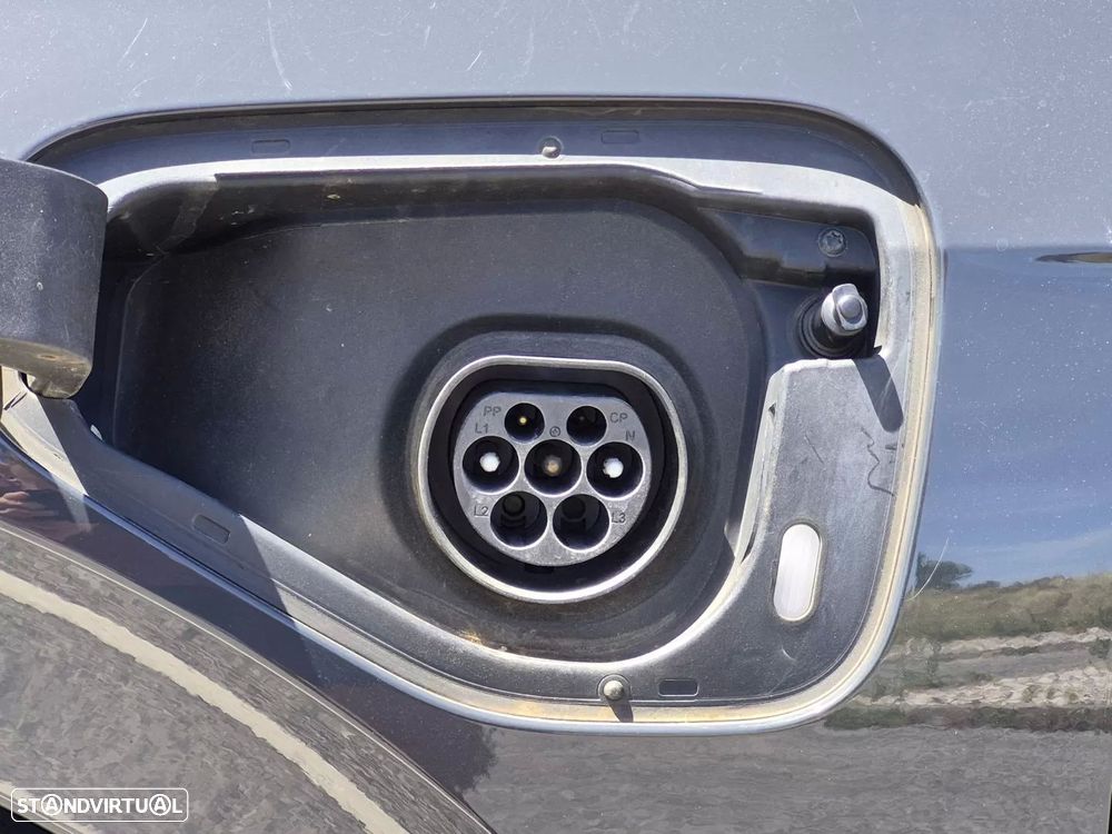 VW Golf 1.4 eHybrid OPF DSG GTE - 32