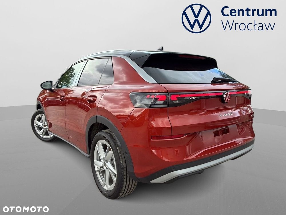 Volkswagen T-Roc - 11