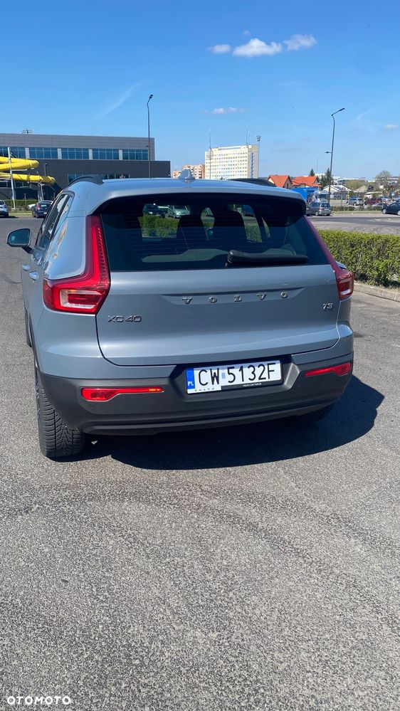 Volvo XC 40 T3 Momentum Core - 2