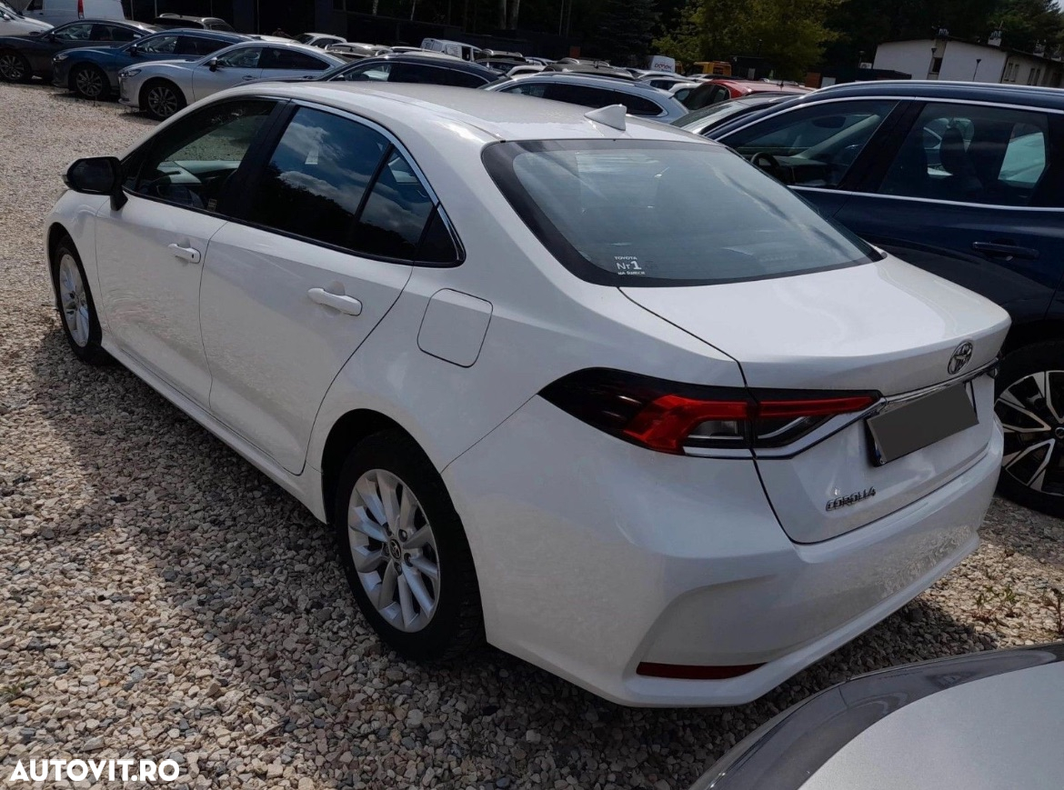 Toyota Corolla - 3