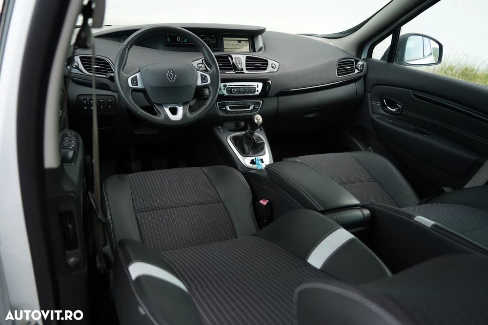 RENAULT Scenic 2012 — imagine 8