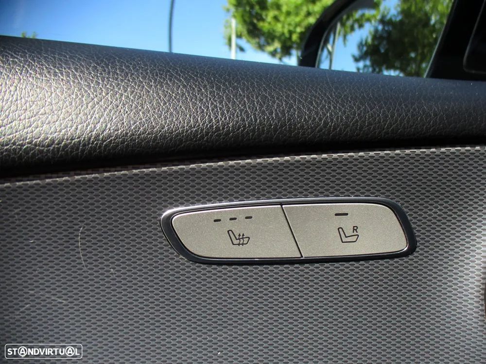 Mercedes-Benz E 200 d T 9G-TRONIC Exclusive - 33